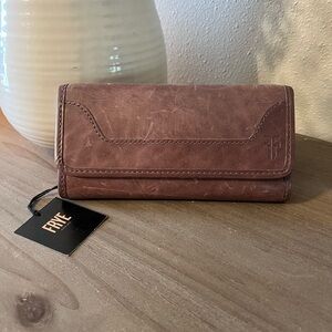 NWT Frye Melissa Wallet